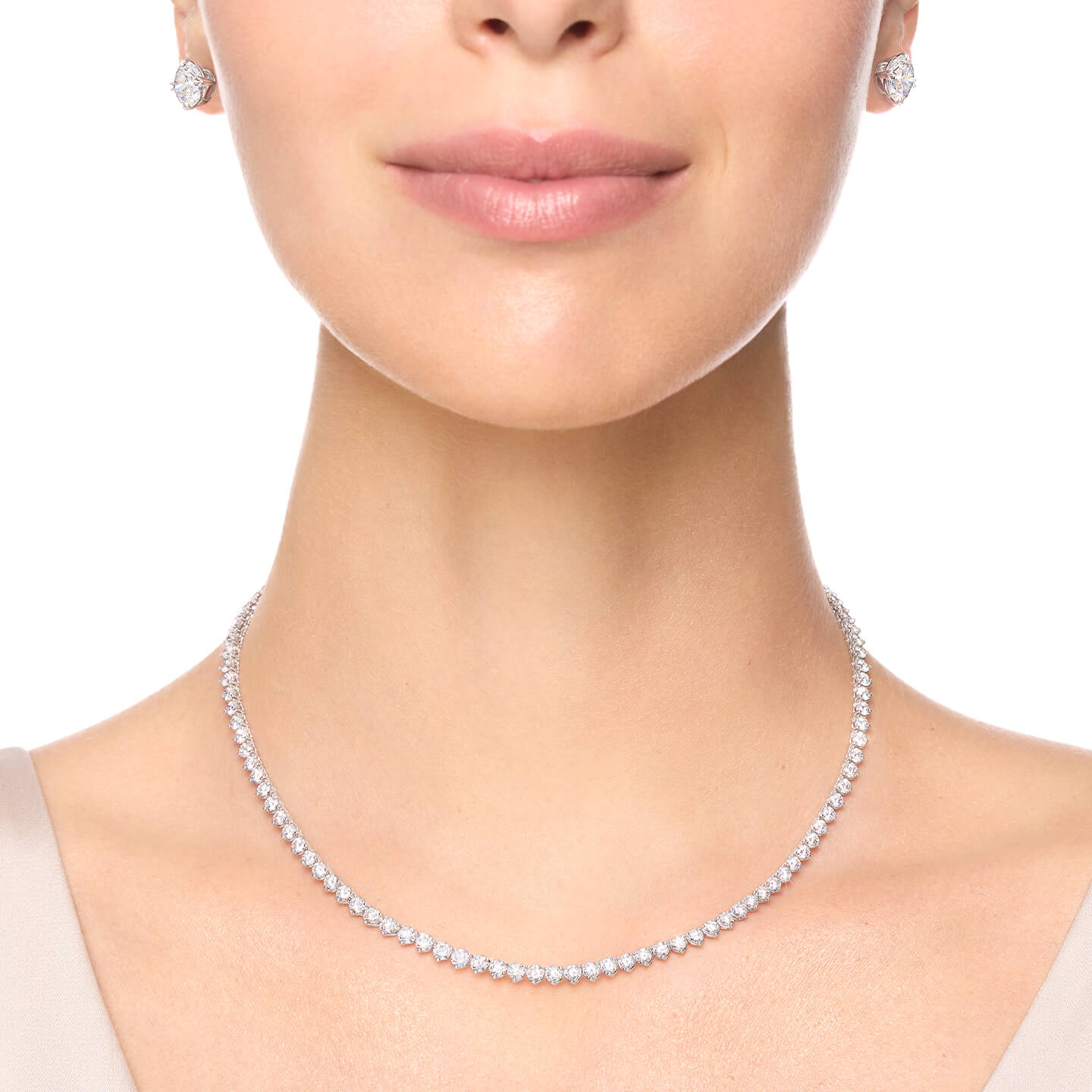 Round Brilliant Riviere Diamond Necklace on a model