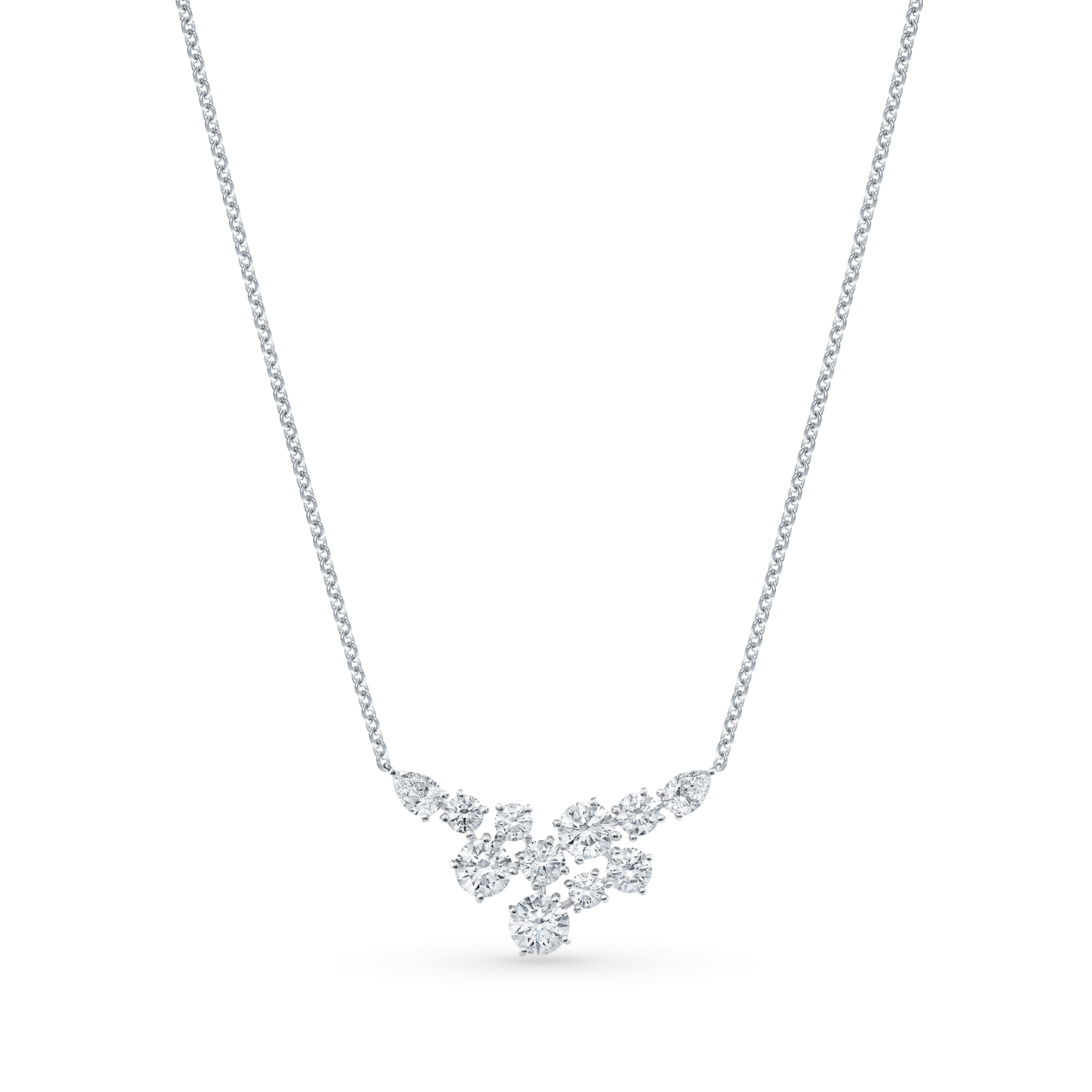Pendentif Sparkling Cluster en diamant sur une chaîne plus longue