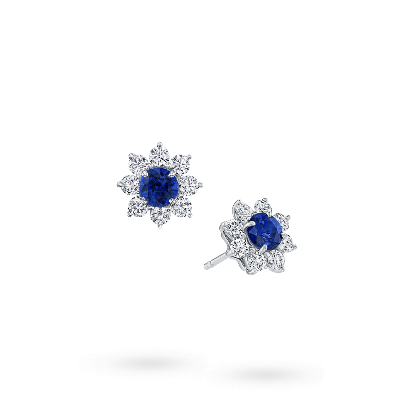 Vue en angle de la Boucles d'oreilles Sunflower en saphir et diamant, Mini