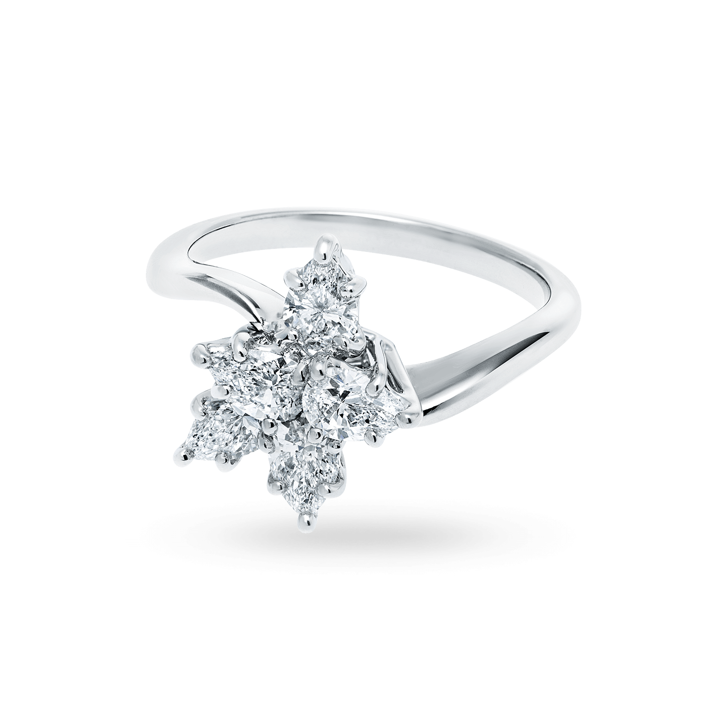 Angled view of the Winston Cluster Small Diamond Ring
